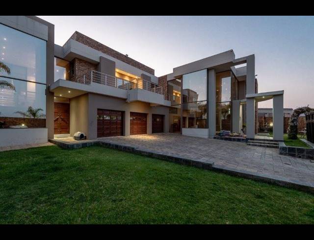 6 BEDROOM HOUSE FOR SALE IN MEYERSDAL